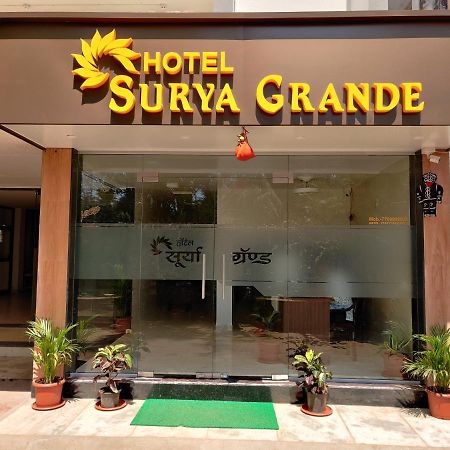 Hotel Surya Grande Kudal  외부 사진
