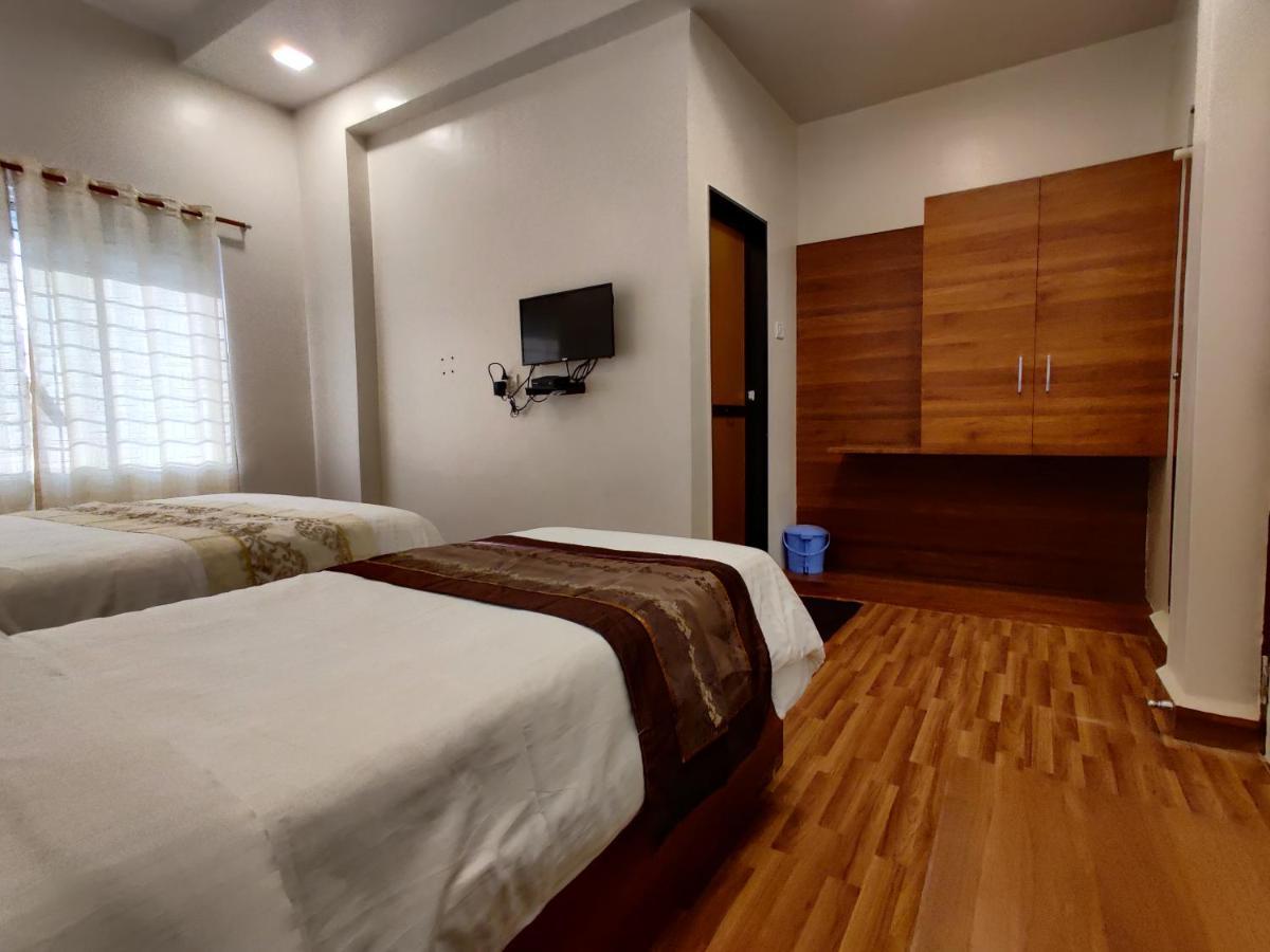 Hotel Surya Grande Kudal  외부 사진