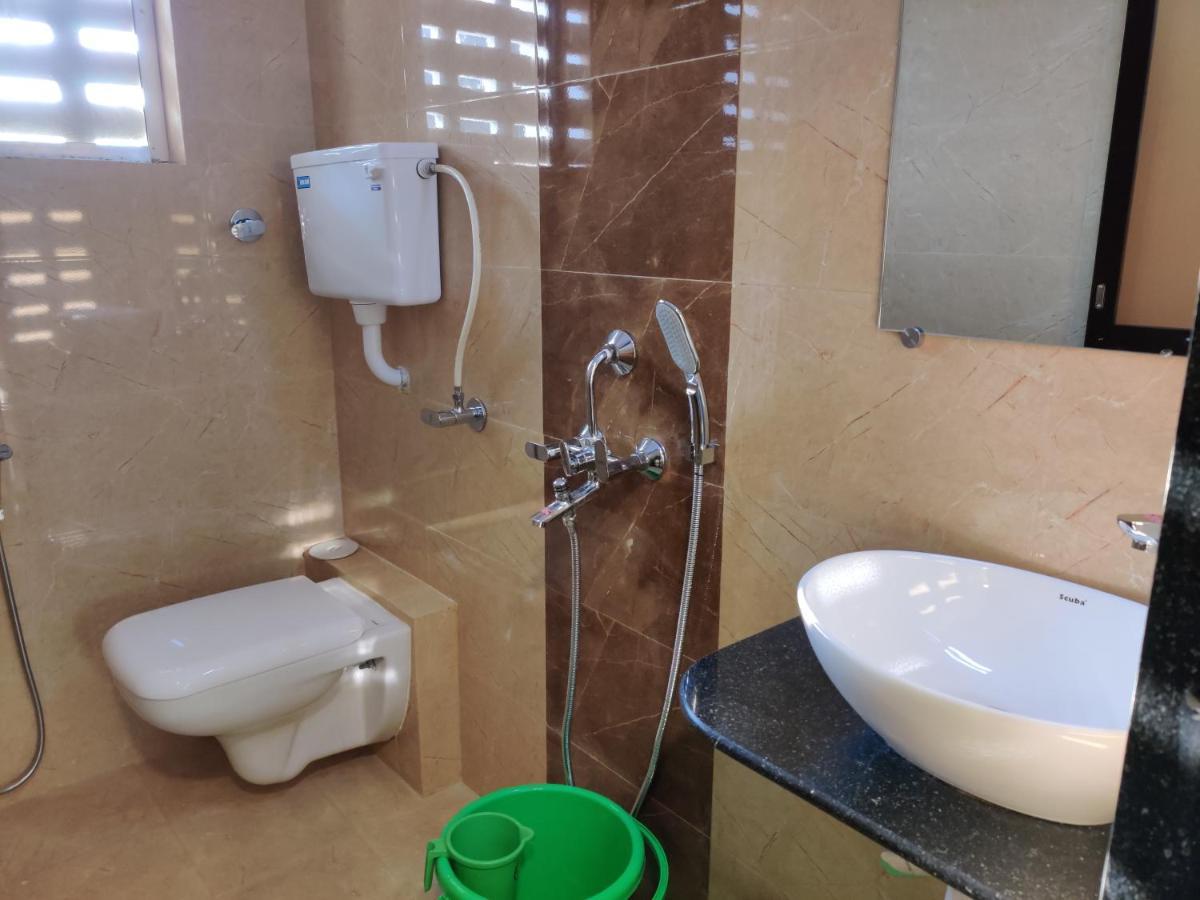 Hotel Surya Grande Kudal  외부 사진
